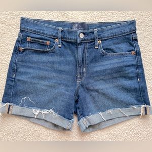GAP Women’s Cuffed Shorts